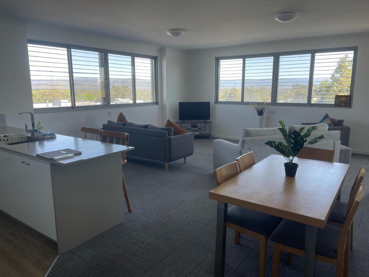 Morisset Serviced Apartments Extérieur photo
